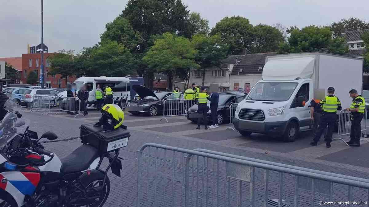 Grote controle in Eindhoven: ruim zestig boetes, 155 vapes en aanhouding