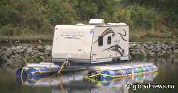 Unique houseboat raising eyebrows and questions in Surrey