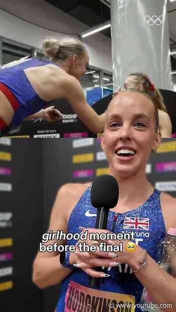 Imagine doing your competitor’s makeup right before the #WorldAthleticsUltimate Champ final. 👀