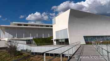 Kennedy Center could close as early as Tuesday as officials warn of impending ‘fiscal collapse’
