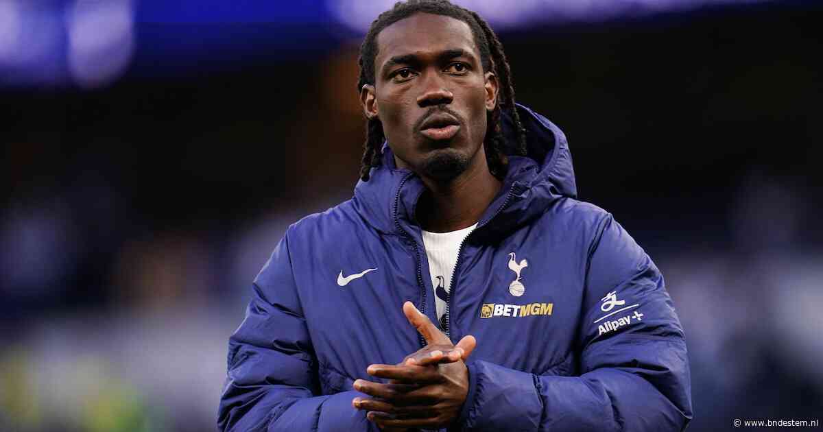 Ervaren transfervrije middenvelder Yves Bissouma op weg naar Ajax