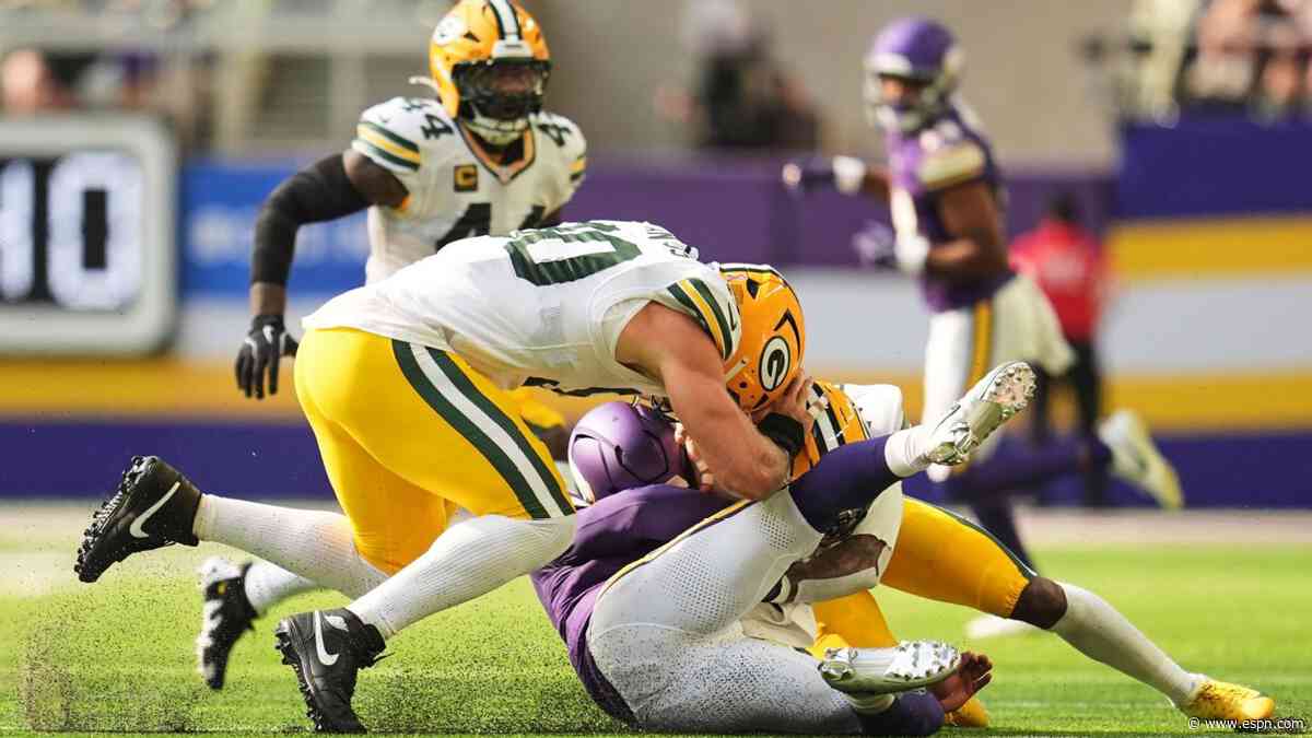 Vikings' O'Connell says he doesn't fault Packers for hit on Murray