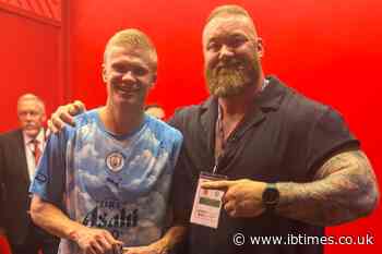 Man City Fans Say 'Game of Thrones' Star Made Erling Haaland Look 'Like a Little Kid' After Derby Win