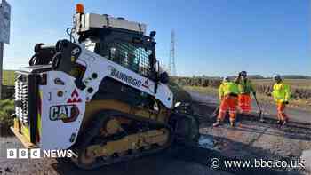 Reducing pothole-fixing machine fleet 'a concern'