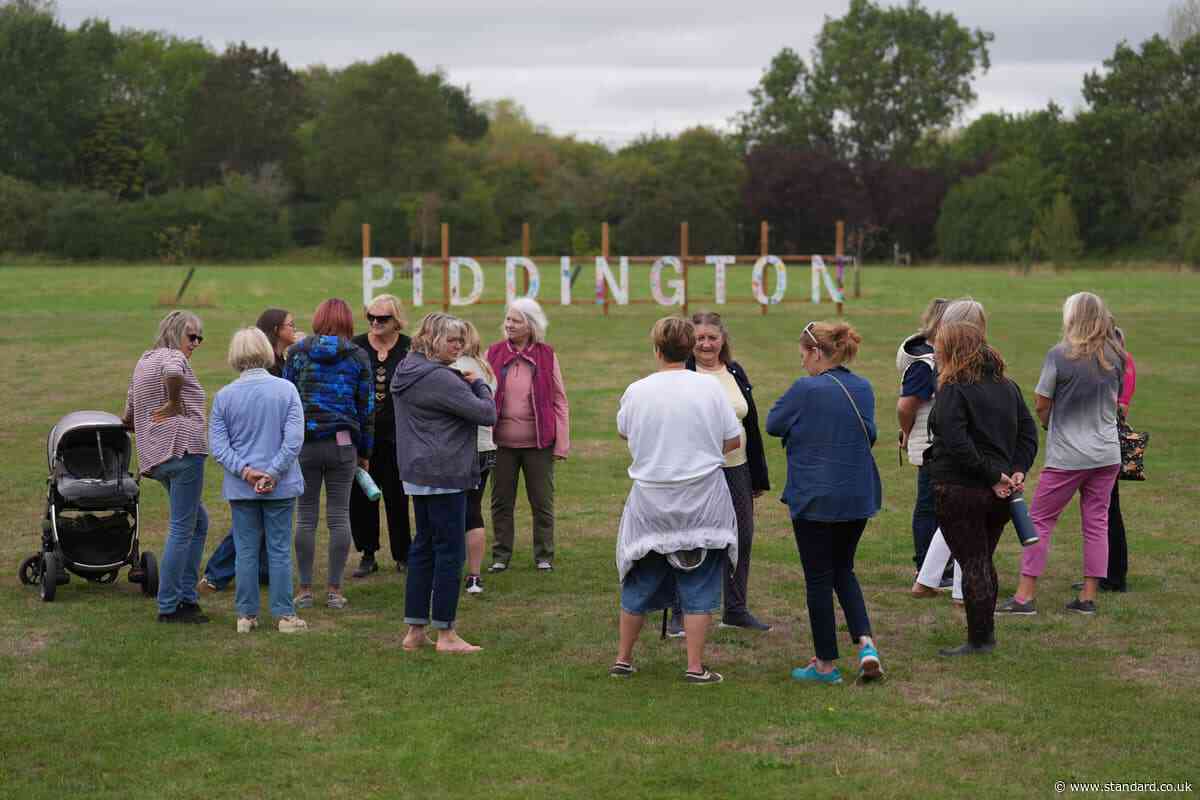 Oxfordshire village to hold symbolic referendum on independence from UK