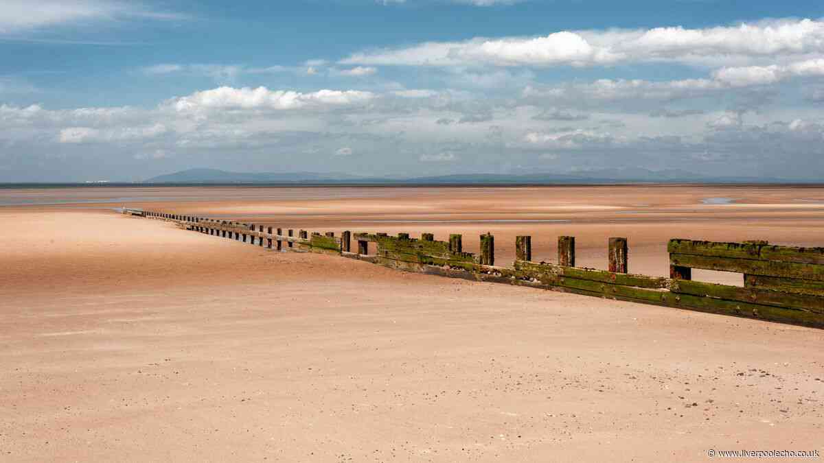 Beautiful seaside town with barely any tourists and sandy beach is an hour from Liverpool