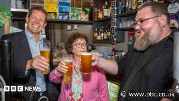 Pubs, hotels and gyms in Wales to get 30% business rates cut