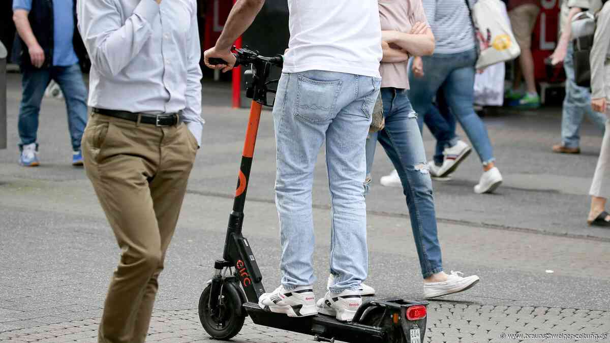 Trotz E-Scooter-Verbot: Braucht es mehr Kontrollen in Braunschweigs Innenstadt?