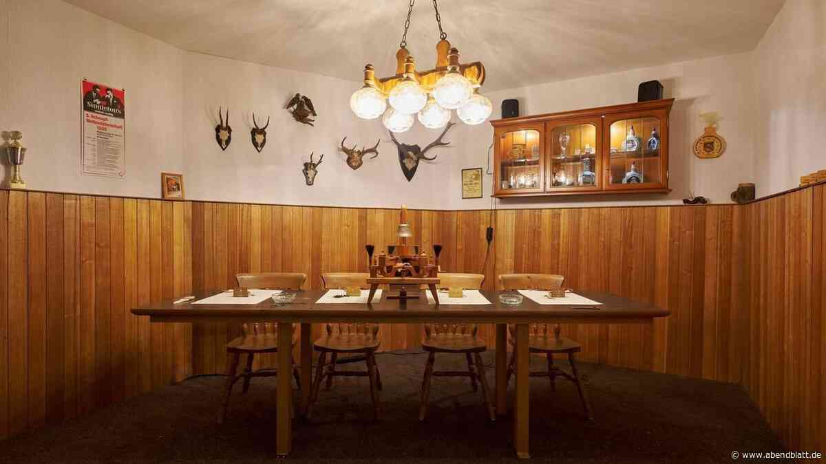 Wer niest, fliegt raus! Das steckt hinter Hamburgs erstem Schnupftabakverein