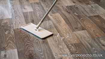 Wooden floors will be dust-free and shiny when cleaned using 1 kitchen staple