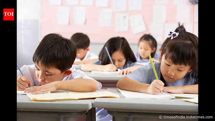 Chinese school’s bizarre toilet rule: Students reportedly get just 1 bathroom break per term