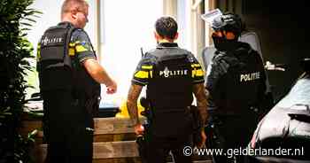 Arrestatieteam doet inval in Nijmeegse woning