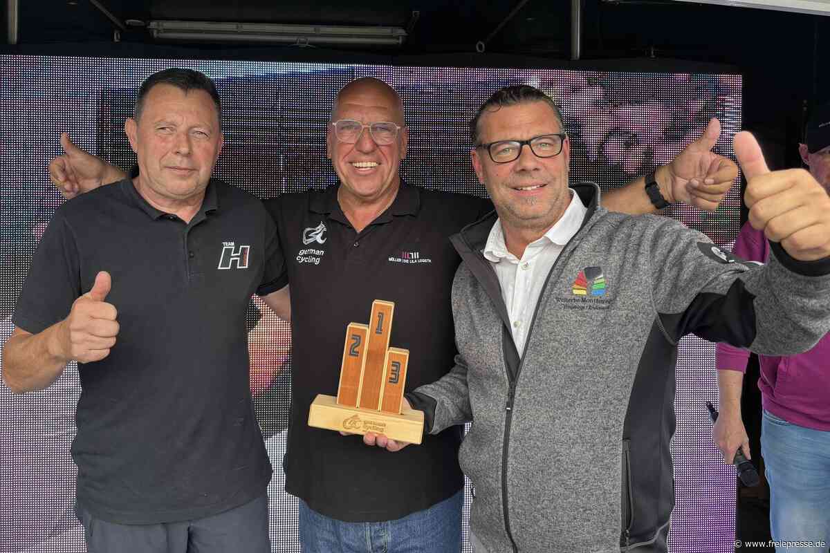 Deutscher Radsportverband adelt Rennen und Fans in Langenweißbach