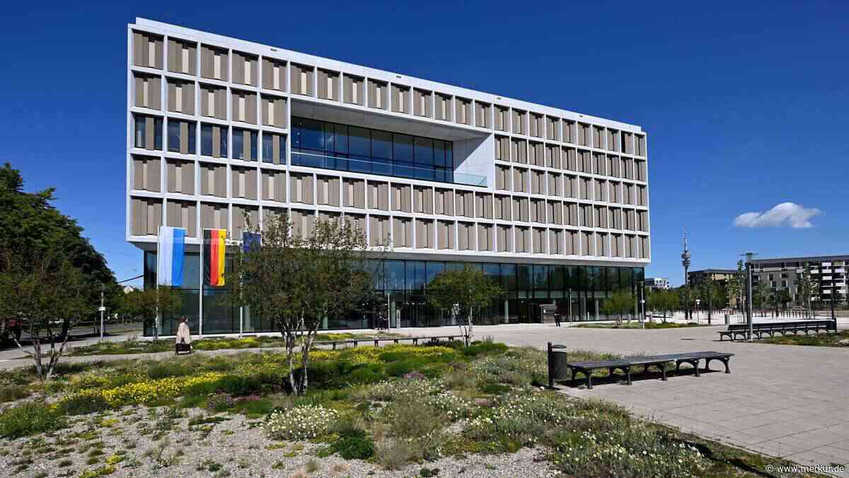 Mordprozess in München: Mann soll seiner Frau den Kopf abgeschnitten haben