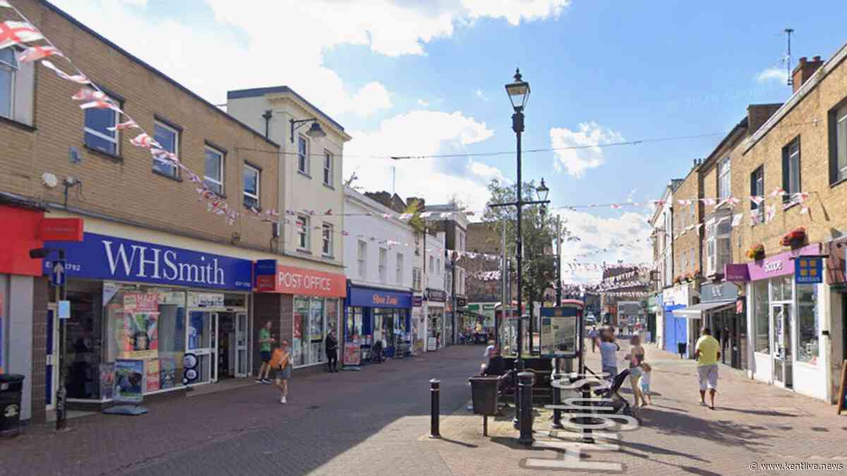 Knife and baton found after serious Dartford assault left victim with stab wounds