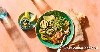 Wat Eten We Vandaag: Quinoabowl met gegrilde courgette en zalm