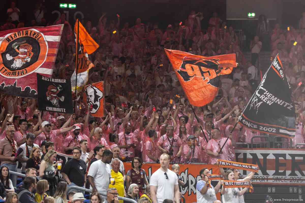 Niners Chemnitz: Warum der Auftaktkracher bei Alba Berlin für die Fans doch kein Geschenk ist