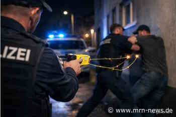 Wörth am Rhein – Polizeieinsatz an Tankstelle: 40-Jähriger droht und wird mit Taser gestoppt