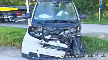 Unfall auf der B15 am Erlensee: Wohl zwei Personen verletzt
