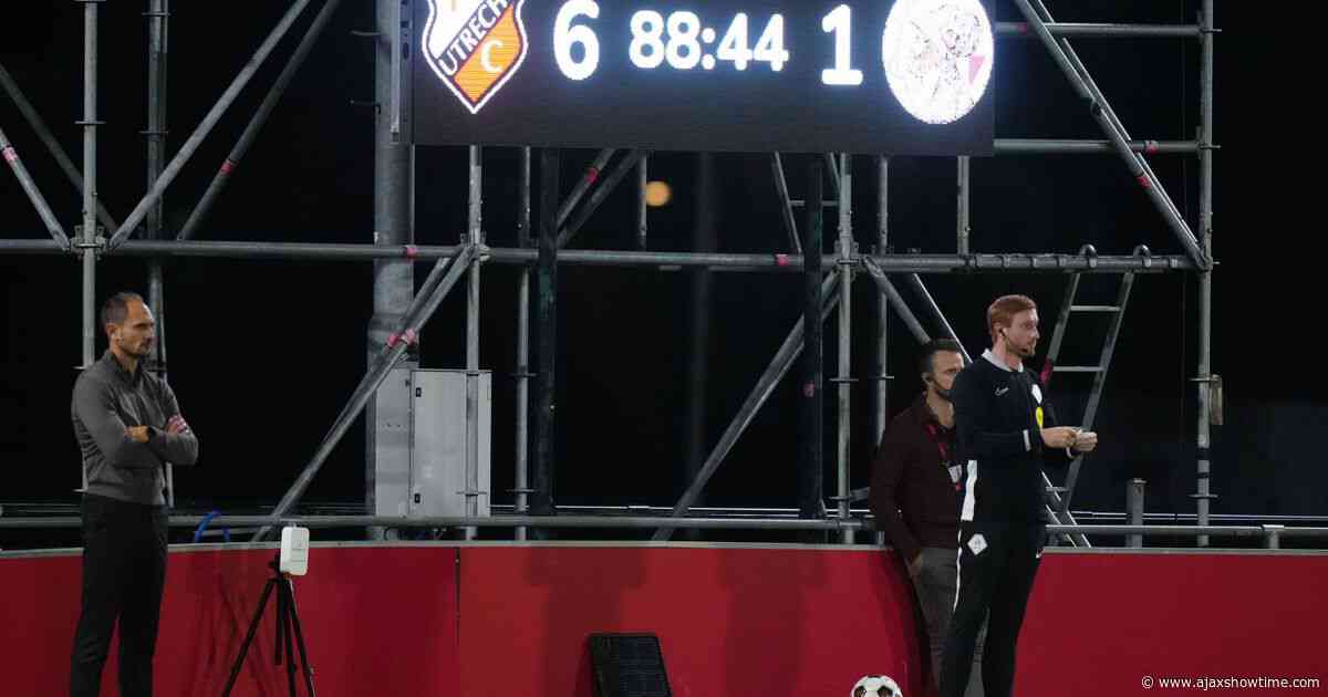 Jong Ajax-trainer García hard na 6-1: 'Het is beschamend hoe wij de club vertegenwoordigd hebben'