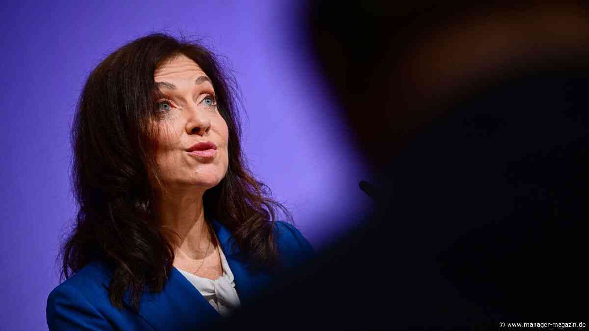 Spritpreise auf Rekordniveau: Druck auf Bundesregierung wächst