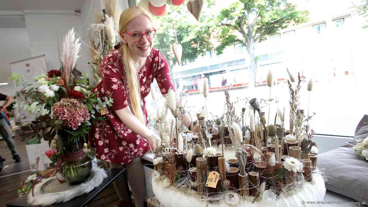 Arbeit, Staub und Umzugskartons: Wolfsburger Blumengeschäft feiert Wiedereröffnung