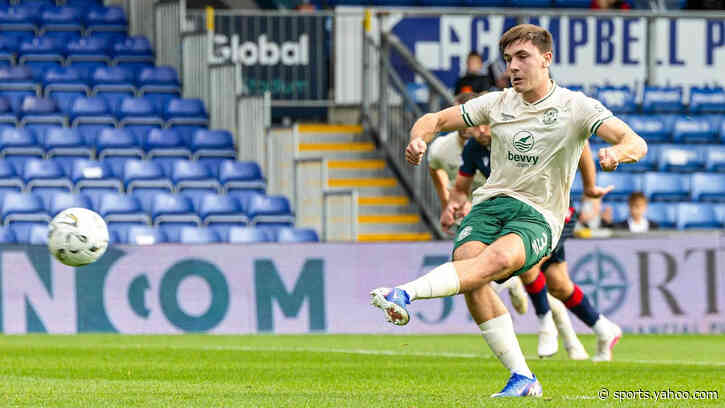 Hibs' Mayor happy to cede penalties to Boyle