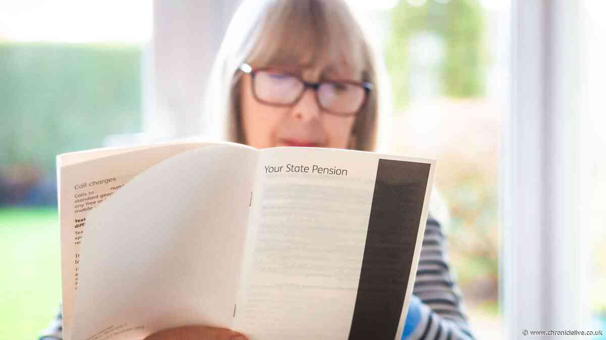 £500 State Pension triple lock rise could breach tax threshold as warning issued
