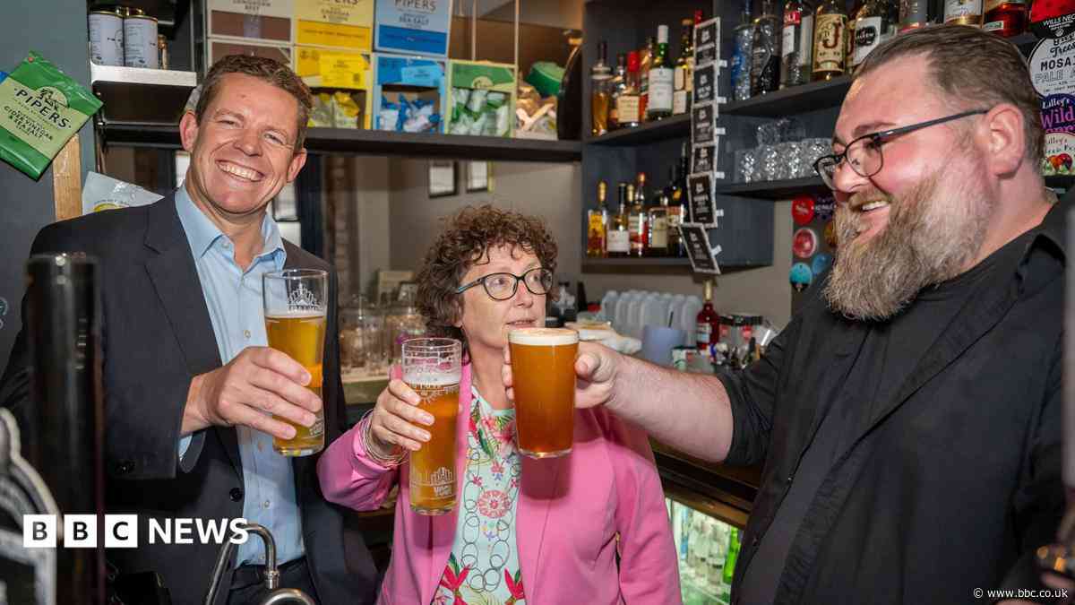 Pubs, hotels and gyms in Wales to get 30% business rates cut