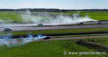 Langs meerdere snelwegen brandend materiaal aangetroffen, rijstroken en complete rijbanen afgesloten