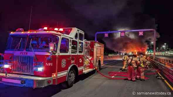 Truck fire causes delays on Blue Water Bridge