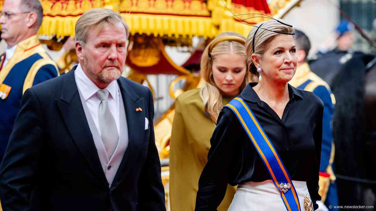 Hier komt koninklijke familie aan bij Koninklijke Schouwburg