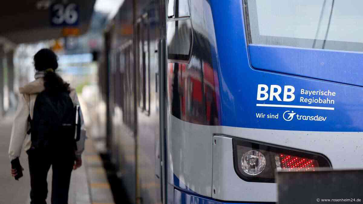 Zugausfälle im Oktober: BRB ersetzt Nachtzüge zwischen München und Rosenheim durch Busse
