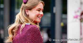 Prinses Alexia maakte haar hoedendebuut op Prinsjesdag, maar Ariane was met deze look dé winnares
