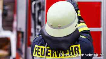 Brand in Feldscheune: Polizei fahndet nach mutmaßlichem Feuerteufel in Prien am Chiemsee