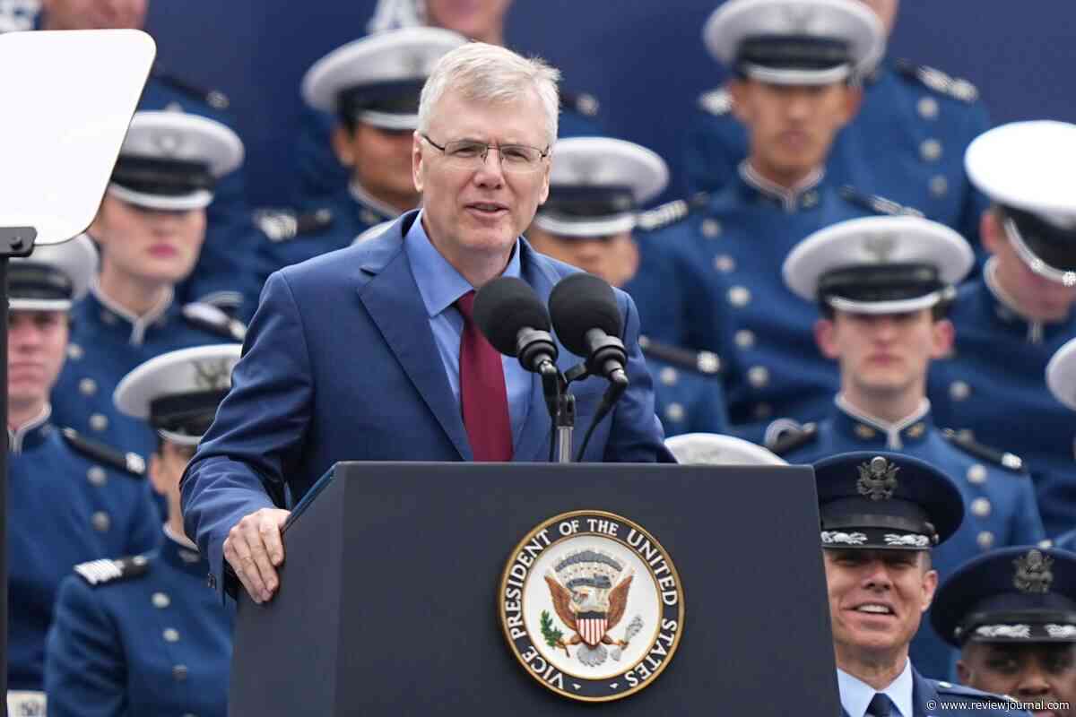US acknowledges for the first time that it has deployed weapons in space
