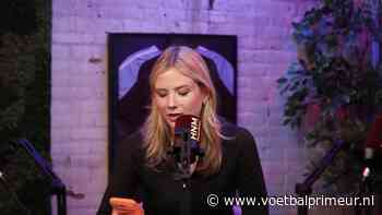 Noa Vahle leest heel pikante Instagram-DM voor: 'Wat? Wat bezielt je?!'