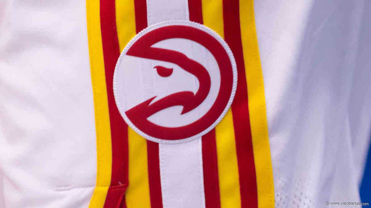 Hawks Sign Will Baker