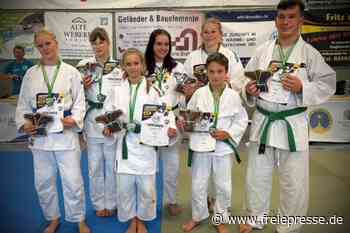 Rodewischer Judoka stellen starkes Team beim Heimspiel