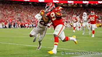Kenneth Walker III and Chiefs run roughshod over Broncos; Michigan climbs CFB Power Rankings