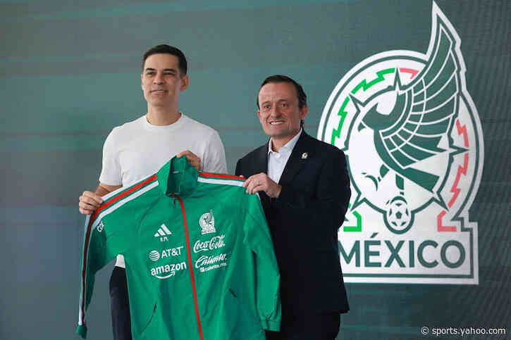 Former Barcelona defender compares Mexican starlet linked with club to Lamine Yamal: ‘A similar type of player’