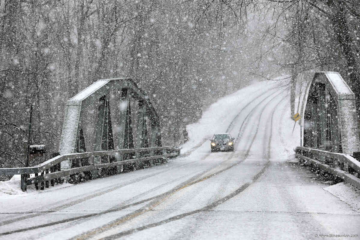 Lingering warmth or an early winter: Here’s what El Niño suggests for upstate New York