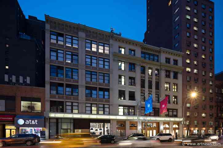 Amid $22 M. deficit, New York’s School of Visual Arts Shutters Photography MFA program