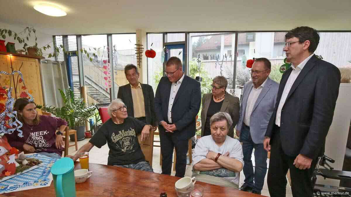 „Wollen keinen Luxus, es geht um Menschenrechte“: Wohnheime für Menschen mit Behinderung stoßen an Grenzen