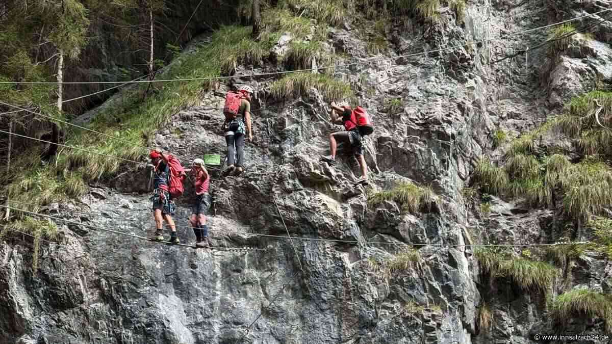 Turnschuhe, kurze Hose und dünne Schnüre: Urlauber-Leichtsinn sorgt für Einsätze in den Alpen