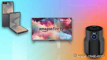 Amazon Deals of the Day: Watch Football on a Premium QLED Screen for Almost Half Off