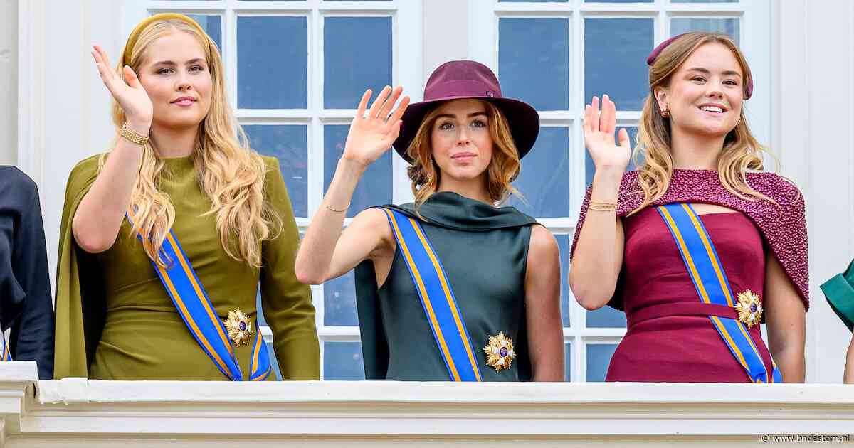 Prinsjesdag 2026 in beeld: hoedjes, stijlvolle prinsessen en protest met rode verf