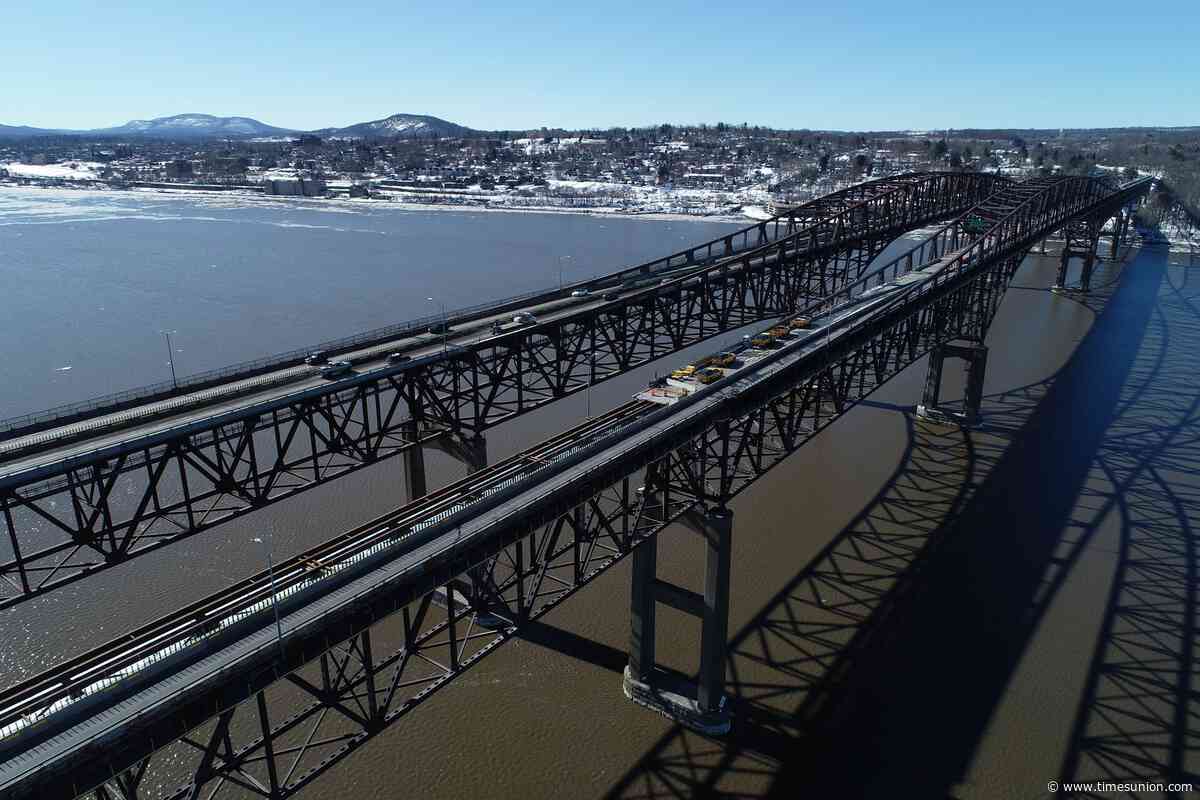 Man arrested after two police pursuits crossed Newburgh-Beacon Bridge