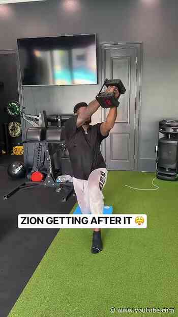 Zion putting in some offseason work 💪 (via: krischrisp/IG)