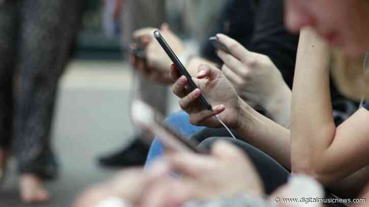 EU Set to Propose Sweeping Ban on Social Media and More for Kids Under 15